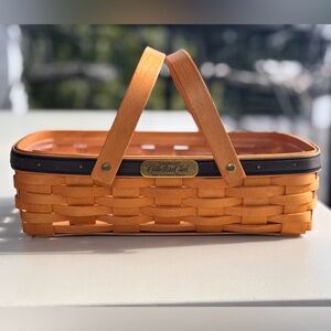 Longaberger Collector’s Club 2001 Gathering Basket